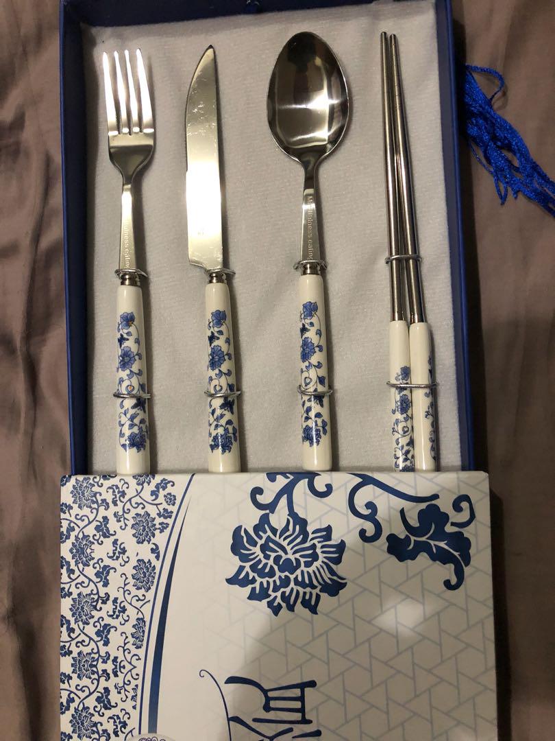Silver Kitchenware Set (Category: Other Kitchenware & Tableware) located in Singapore. Submitted by ralphlim (Listing ID 177051597, Image 1). Description: Mindfulness Taichi Chinese cutlery set Looks nice on any dining table 2 sets to be sold.