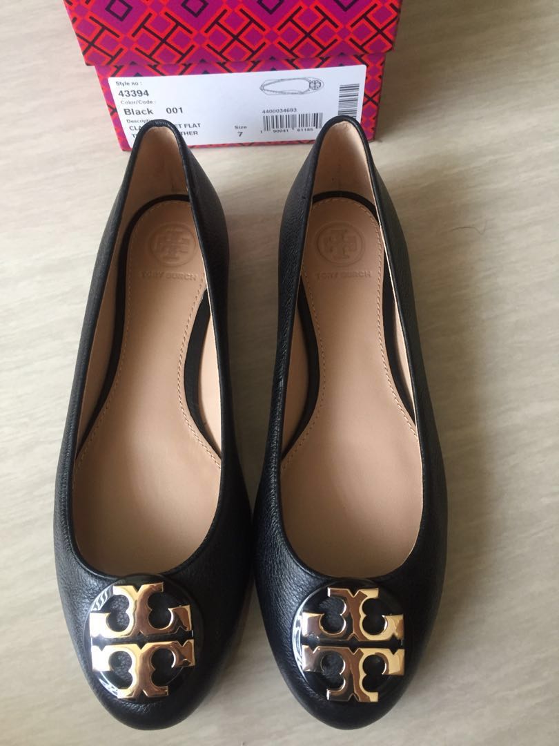 Tory Burch 經典logo黑色娃娃鞋 她的時尚 鞋子在旋轉拍賣