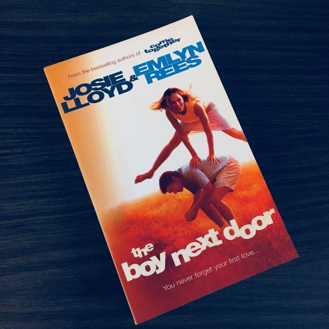 準備離港 最後清貨 The Boy Next Door By Josie Lloyd Emlyn