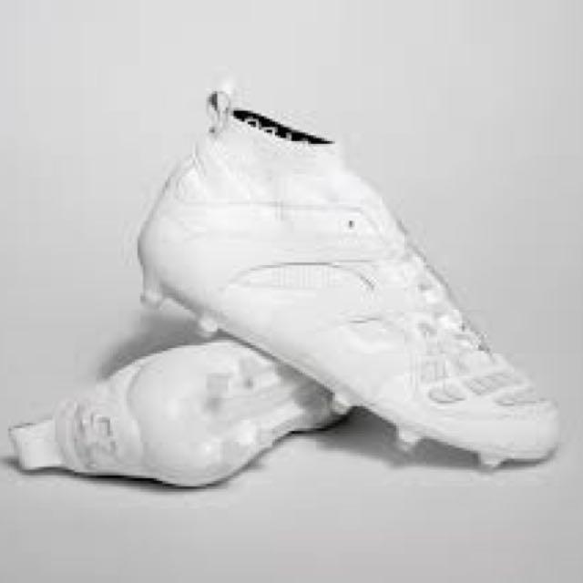 predator accelerator firm ground cleats