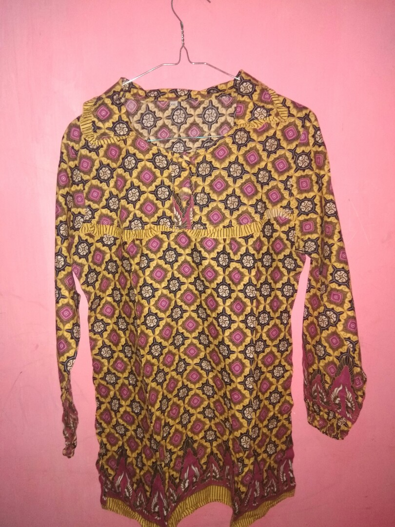 Atasan Batik XXL Preloved Fesyen Wanita Pakaian Wanita Di Carousell