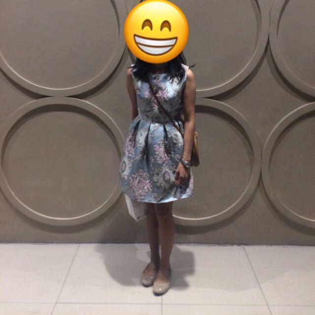 Blue Pastel Dress with Florals (Category: Dresses) located in Makati City. Submitted by mspigrabbit (Listing ID 169412644, Image 3). Description: Pastel Blue Dress with embroidered florals. Perfect outfit for wedding/birthday events. Materials of the cloth are like Plains and Prints or Bershka. See second photo for details. Can be fit to S-M. For any query, feel free to contact me. #MAKATISWAP RFS: decluttering closet and looking new owner for my