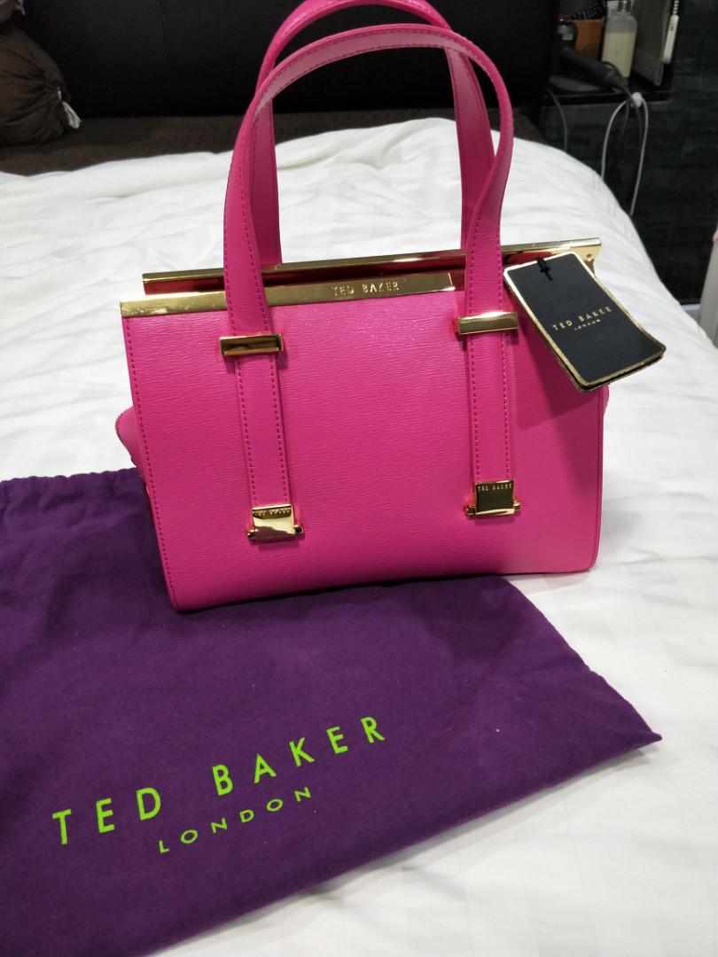 Ted Baker Drew Quilted Cross Body Bag - Bright Pink Womens Accessories -  Zavvi UK