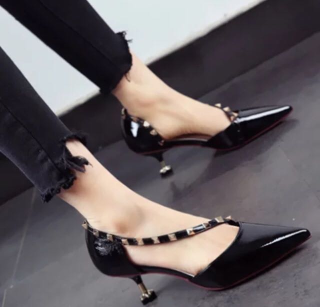 New stylish outlet heels
