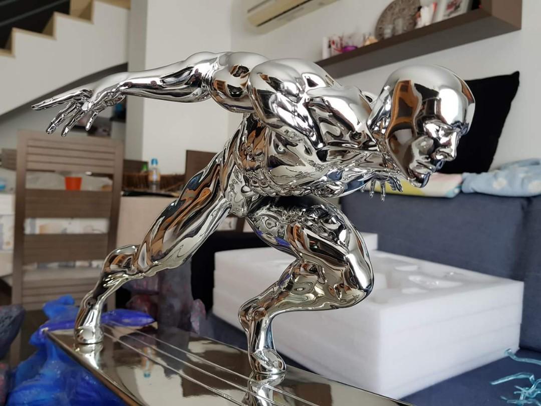 STATUE The Silver Surfer Maquette Page 3