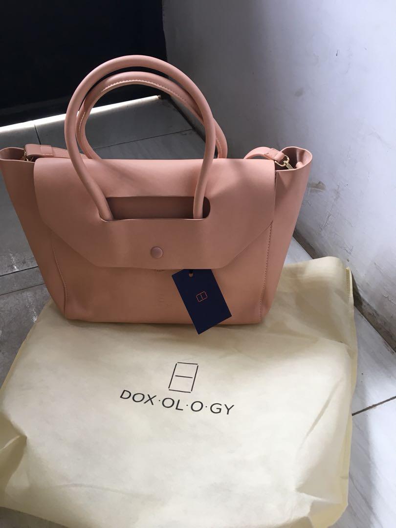 Naj Handbag – Doxology