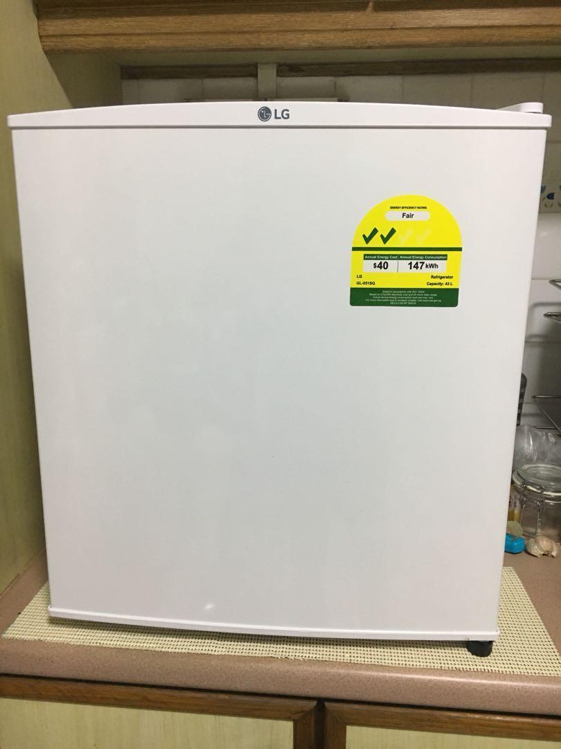 Mini refrigerator (LG GL051SQ, 43L white builtin freezer refrigerator