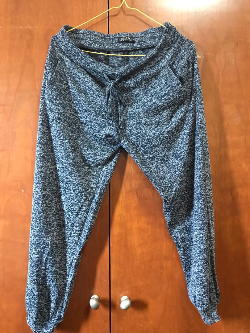 Pants Women s Fashion Bottoms Other Bottoms On Carousell pants-women-s-fashion-bottoms-other-bottoms-on-carousell