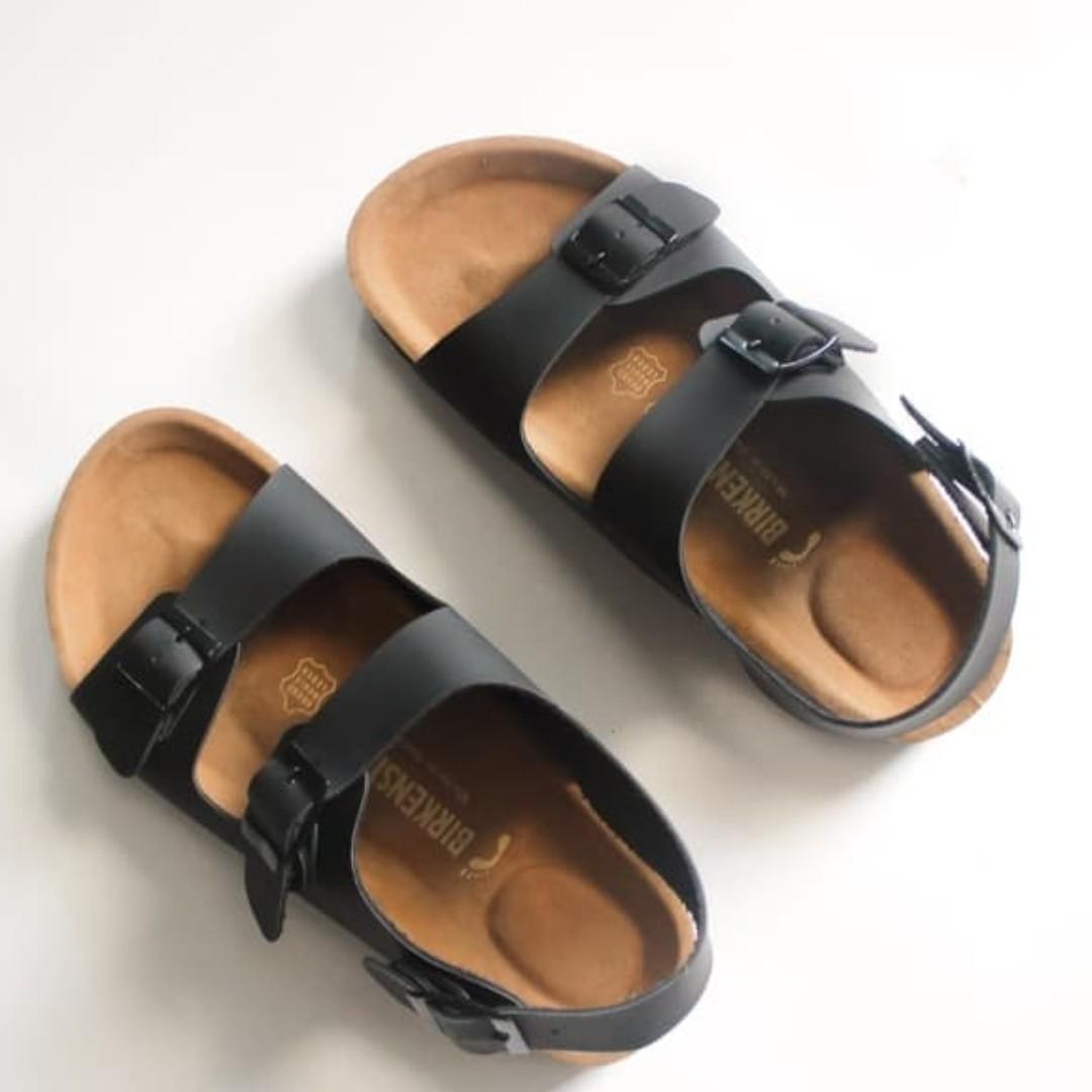  Sandal  Birkenstock Pria  Gesper 2 Hitam Tali Belakang  