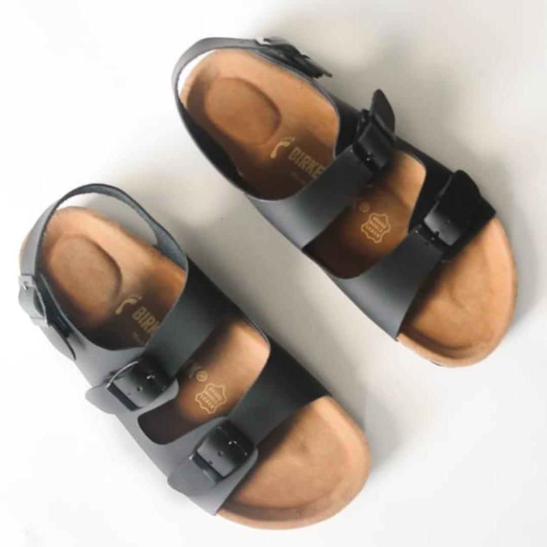  Sandal  Birkenstock Pria  Gesper 2 Hitam Tali Belakang  