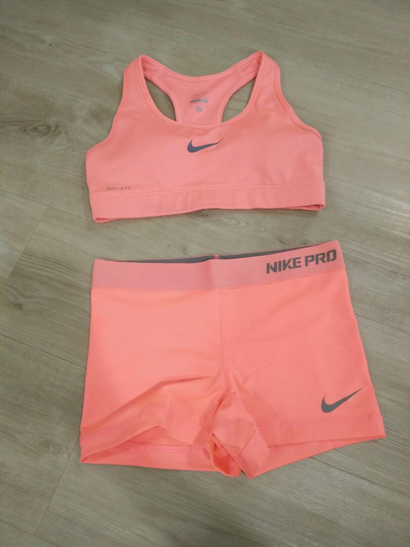 nike pro sports bra and shorts
