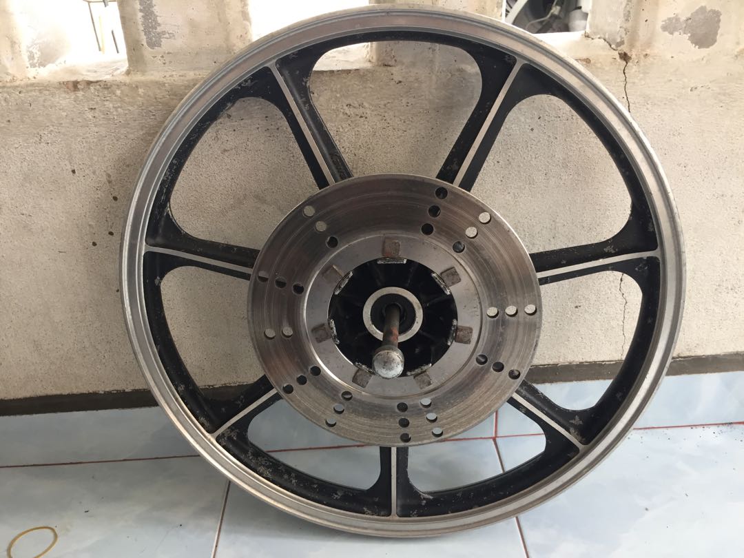 Carousell의 Sport Rim Kawasaki Gto Original Motor Auto Accessories
