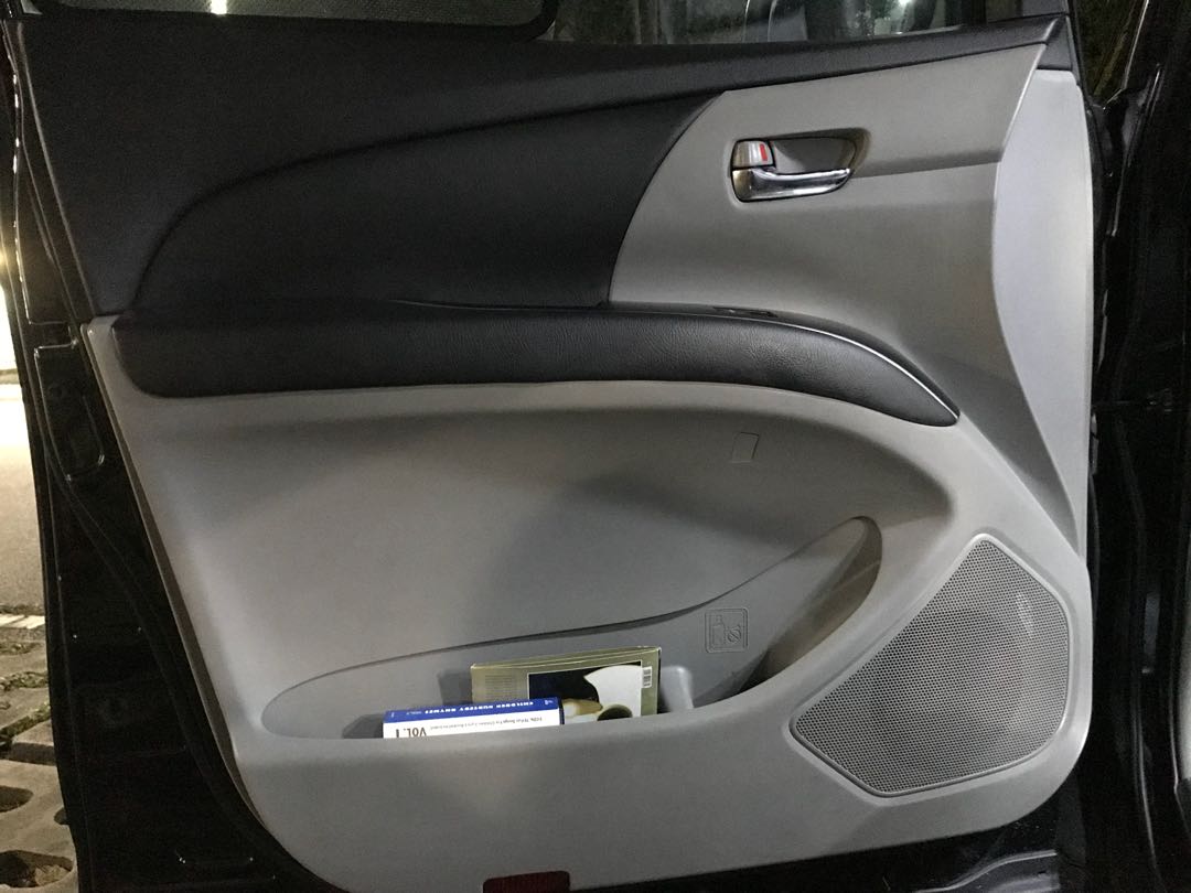 Toyota Estima ACR50 interior (grey), Car Accessories, Accessories on