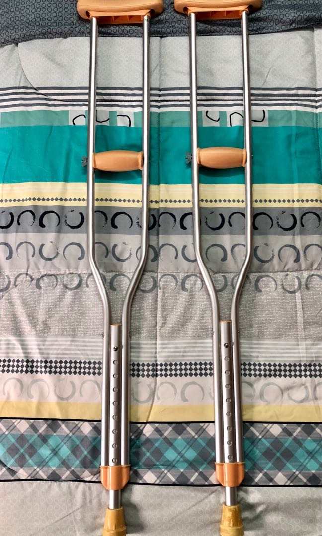 Used Crutches, Health & Nutrition, Assistive & Rehabilatory Aids