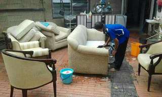 Cuci sofa,cuci springbed dll (jakarta utara)