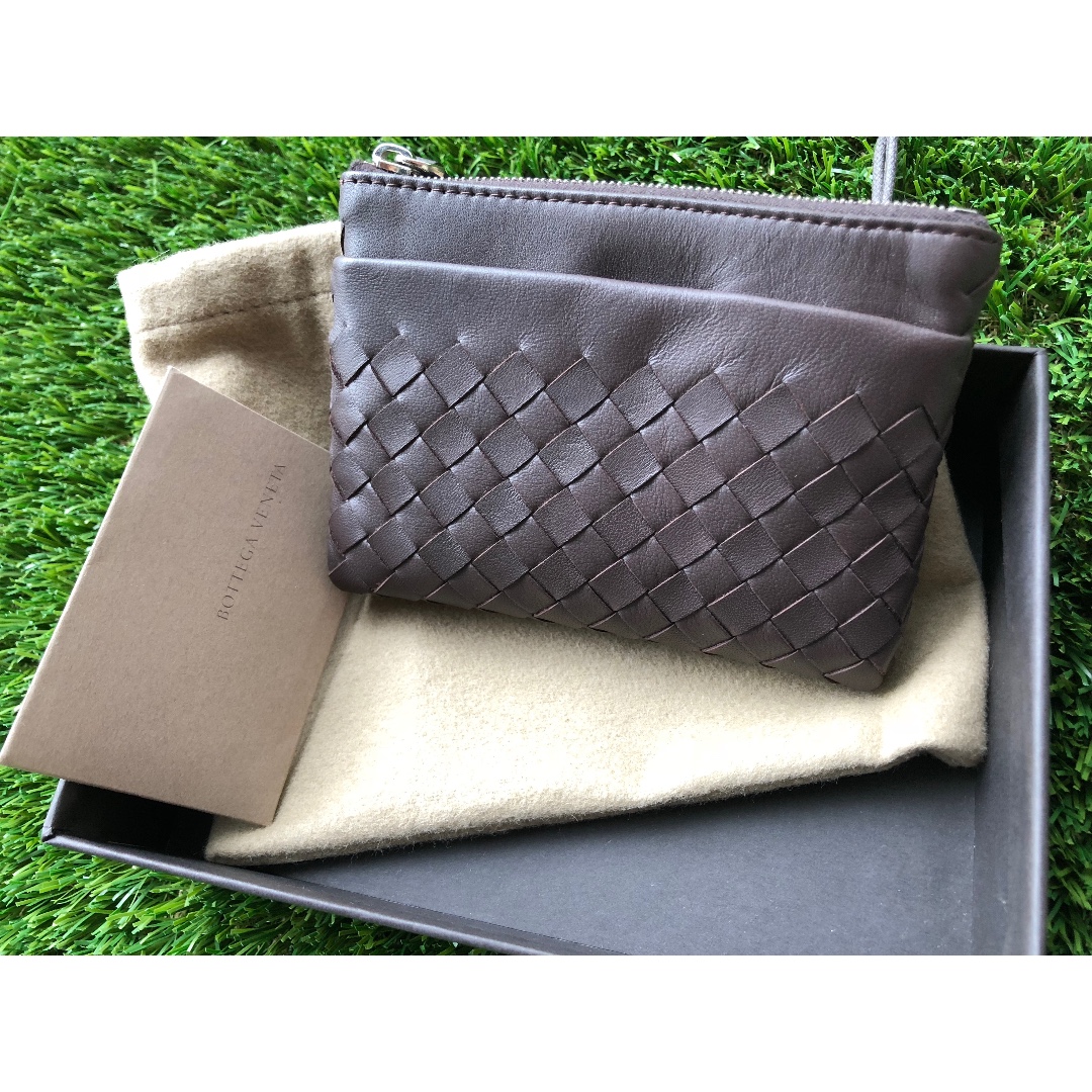 Bottega Key Pouch, Women's Fashion, Bags & Wallets, Purses