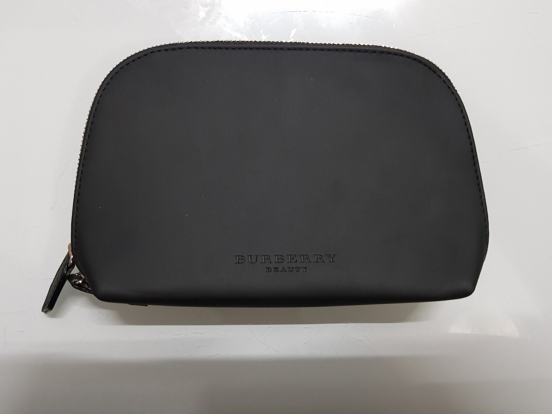 Burberry Beauty Makeup Pouch Health Beauty Makeup On Carousell