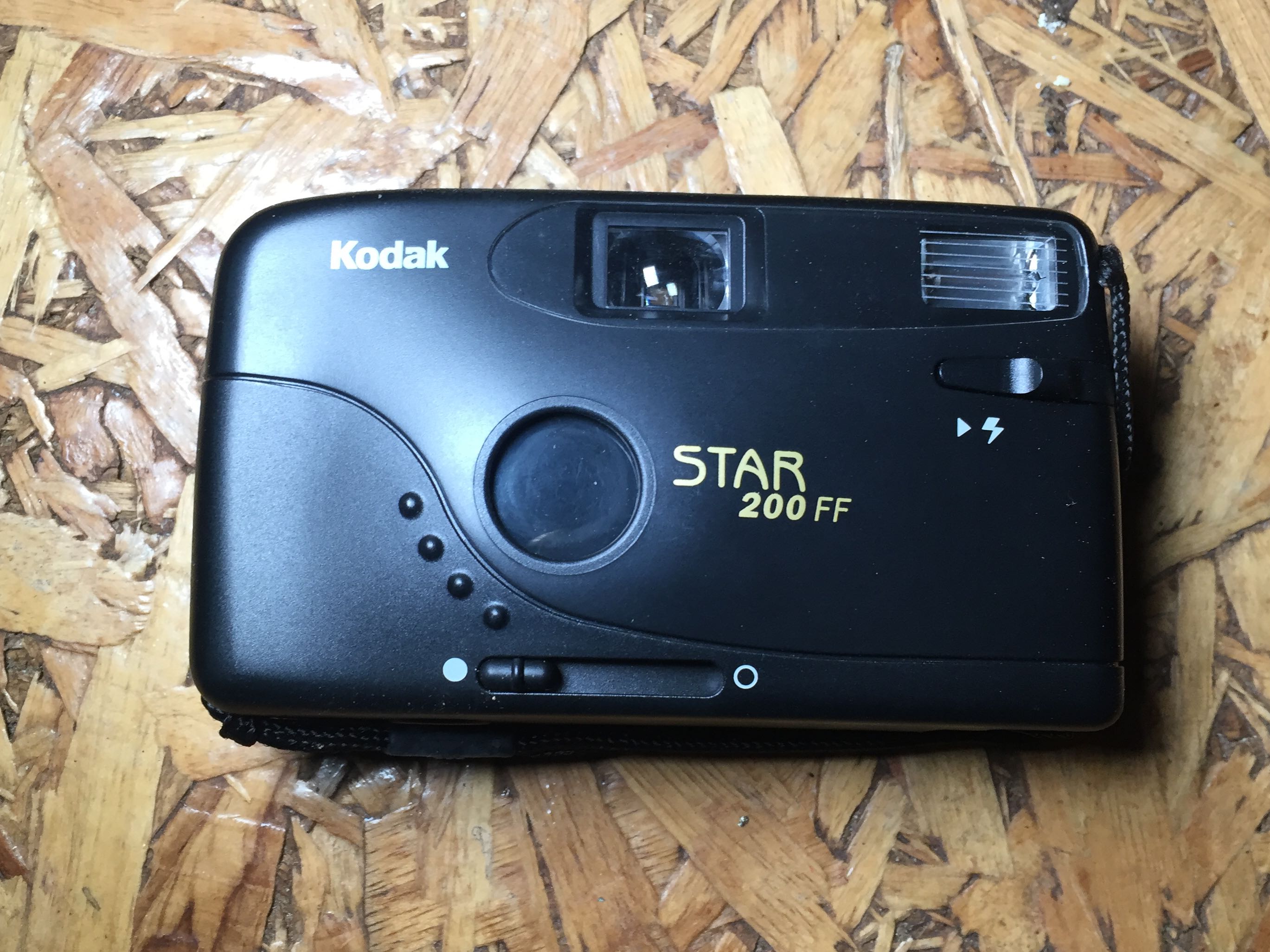 Kodak Star 200FF film camera, Photography, Cameras on Carousell