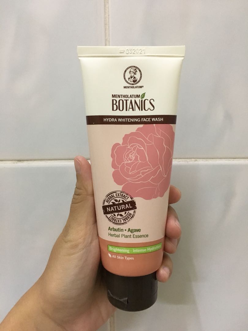 Mentholatum Botanics Hydra Whitening Face Wash Review Mentholatum