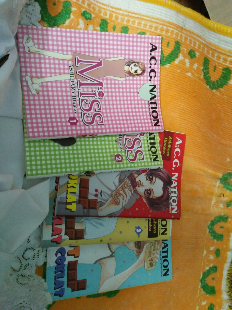 Miss Set Selaut Mambu Coklat Set Books Stationery Comics Manga On Carousell