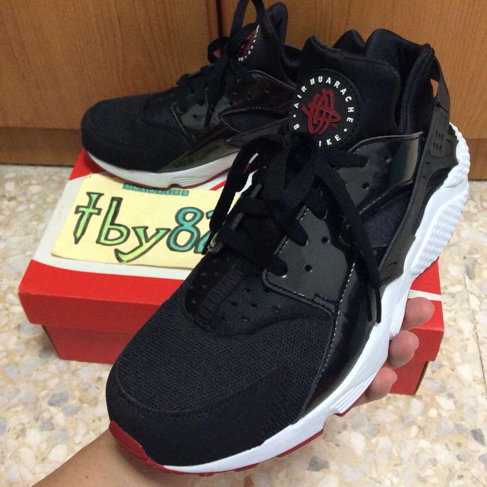 nike air huarache bred