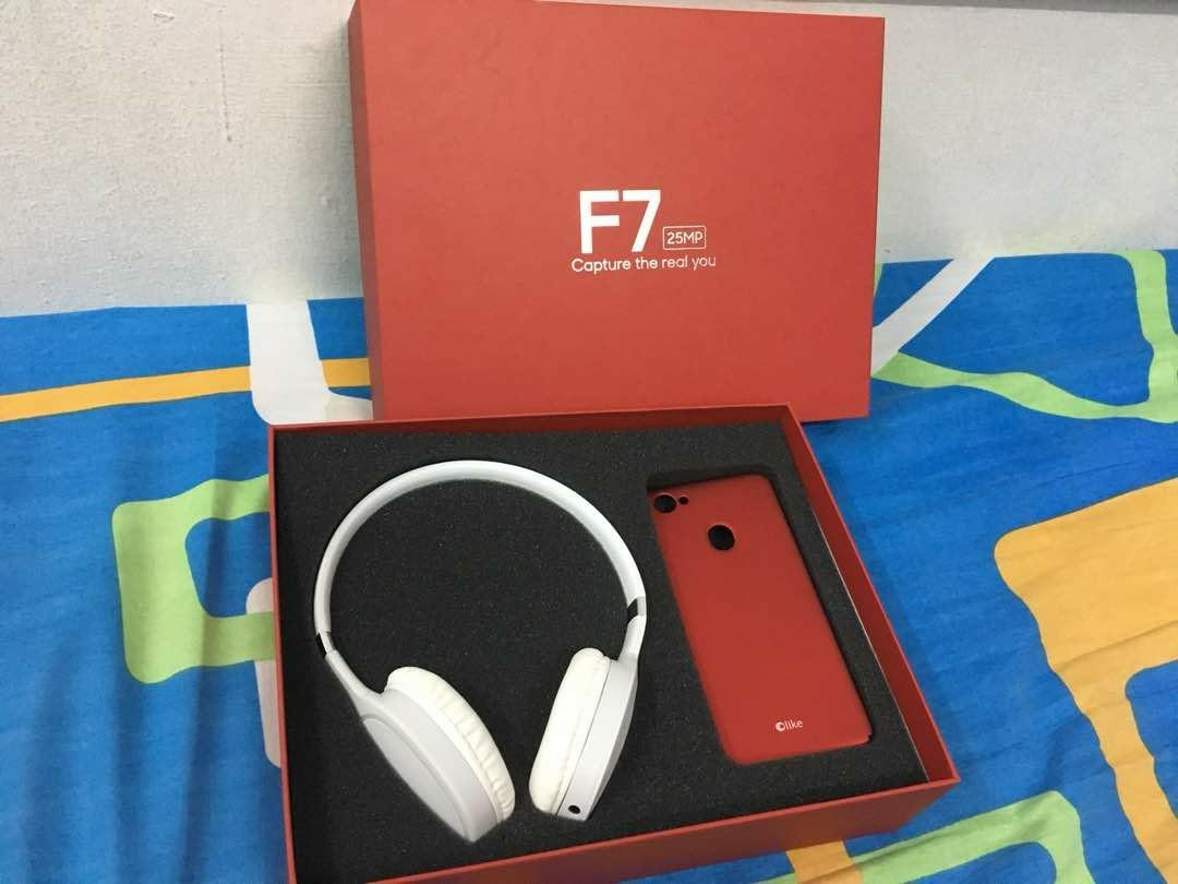 Oppo F7 headphone, Audio, Headphones 