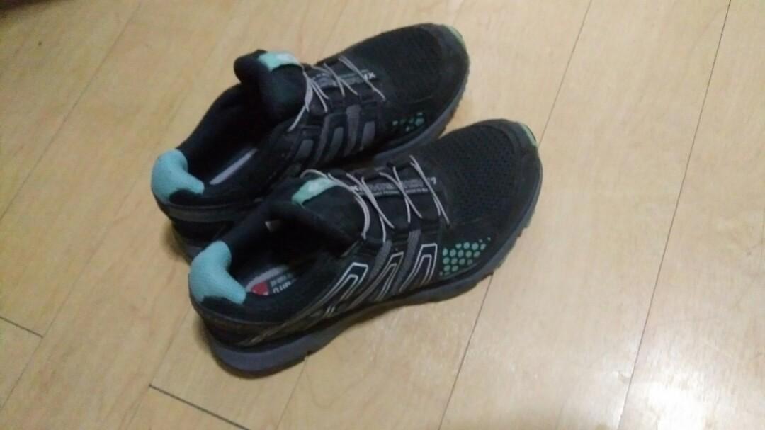 salomon women's ortholite shoes