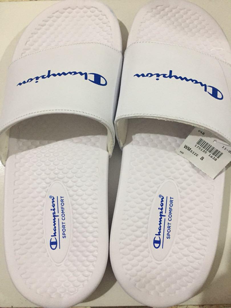 sandal champion putih