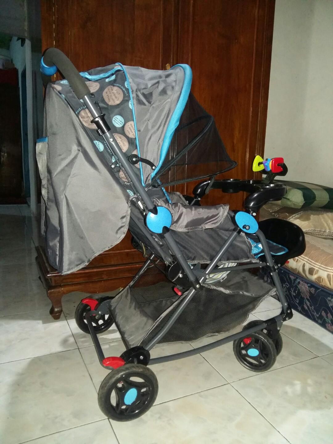 Stroller Pliko Nitro Baby 4 in 1, Bayi & Anak, Kereta, Kursi Goyang &  Gendongan Bayi di Carousell