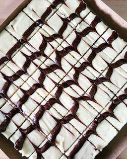 Marbled Chocolaty Cheesecake Brownie
