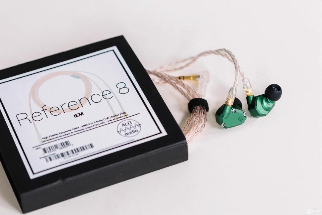 ALO AUDIO Campfire Andromeda IEM WITH Reference 8 upgrade cables!