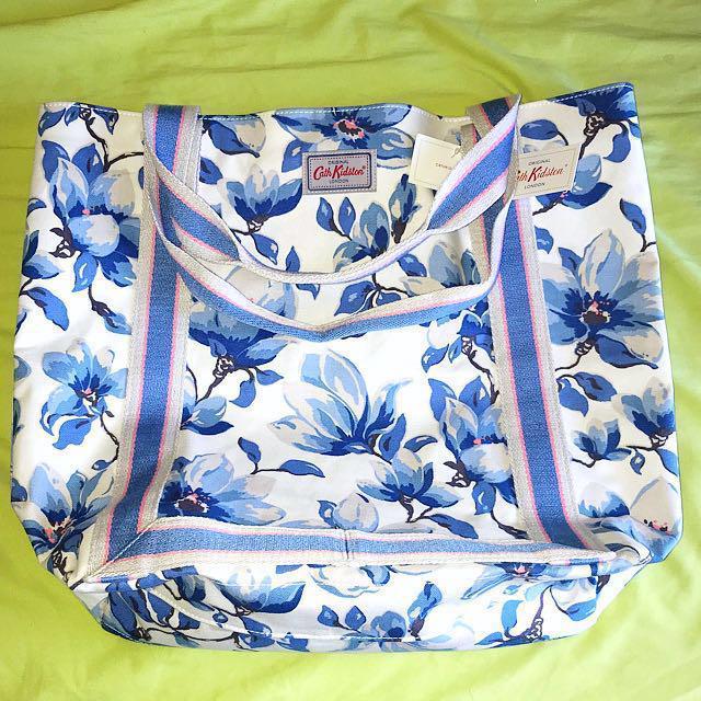 Cath kidston blue floral new arrivals bag