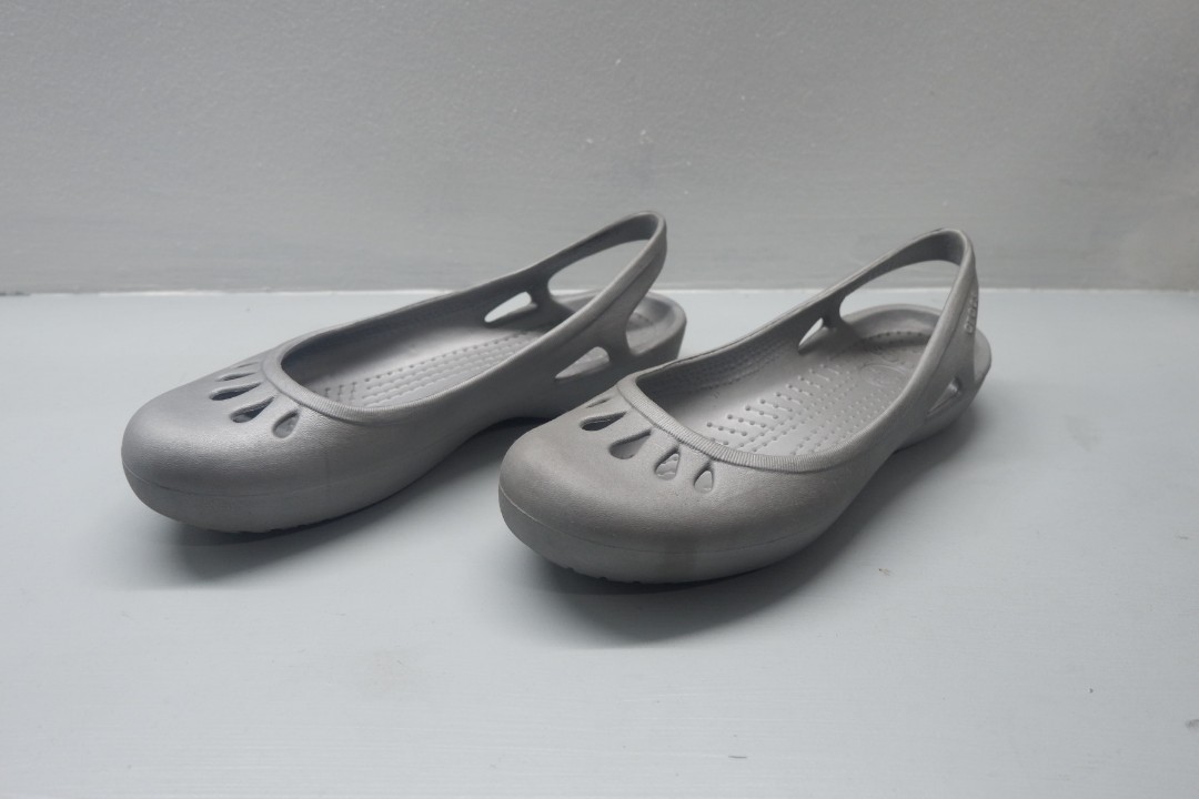 Crocs Kadee Slingback, Women's Fashion 