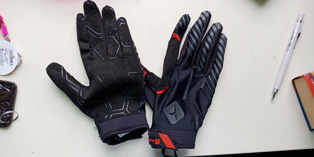 decathlon gym hand gloves
