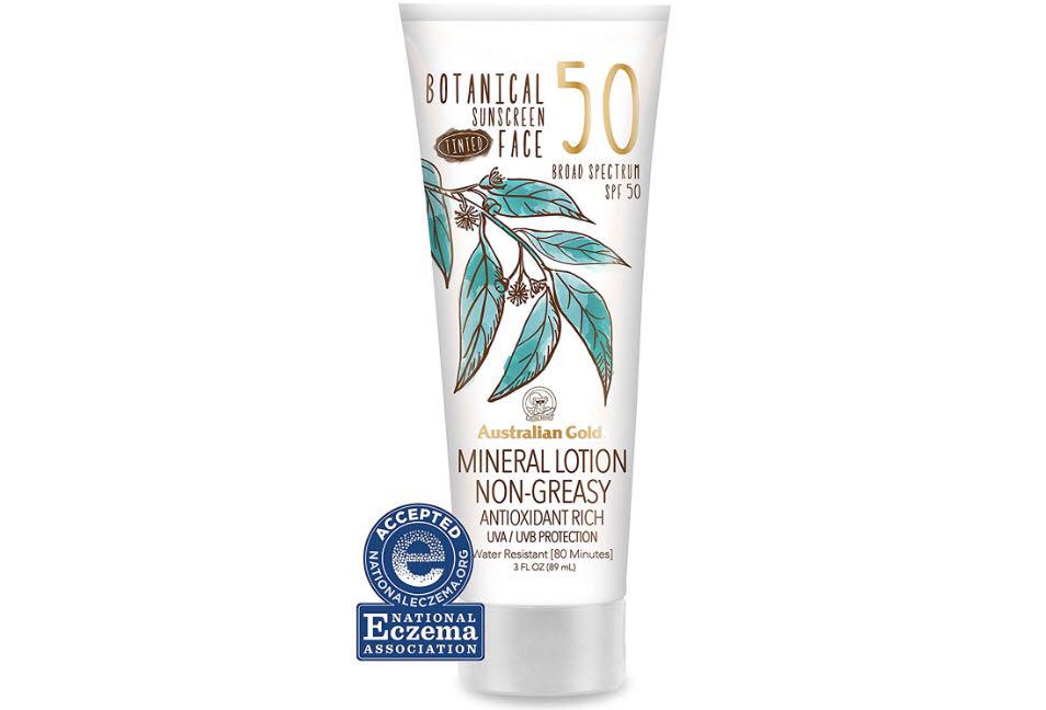 In Stock Australian Gold Botanical Sunscreen Tinted Face Mineral Lotion Non Greasy Spf 50 3 Ounce Health Beauty Face Skin Care On Carousell