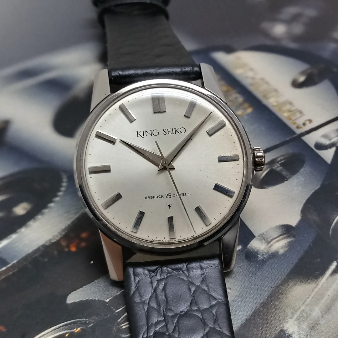 KING SEIKO DIASHOCK 25 JEWELS HAND WINDING WATCH 1963's, Luxury, Watches on  Carousell