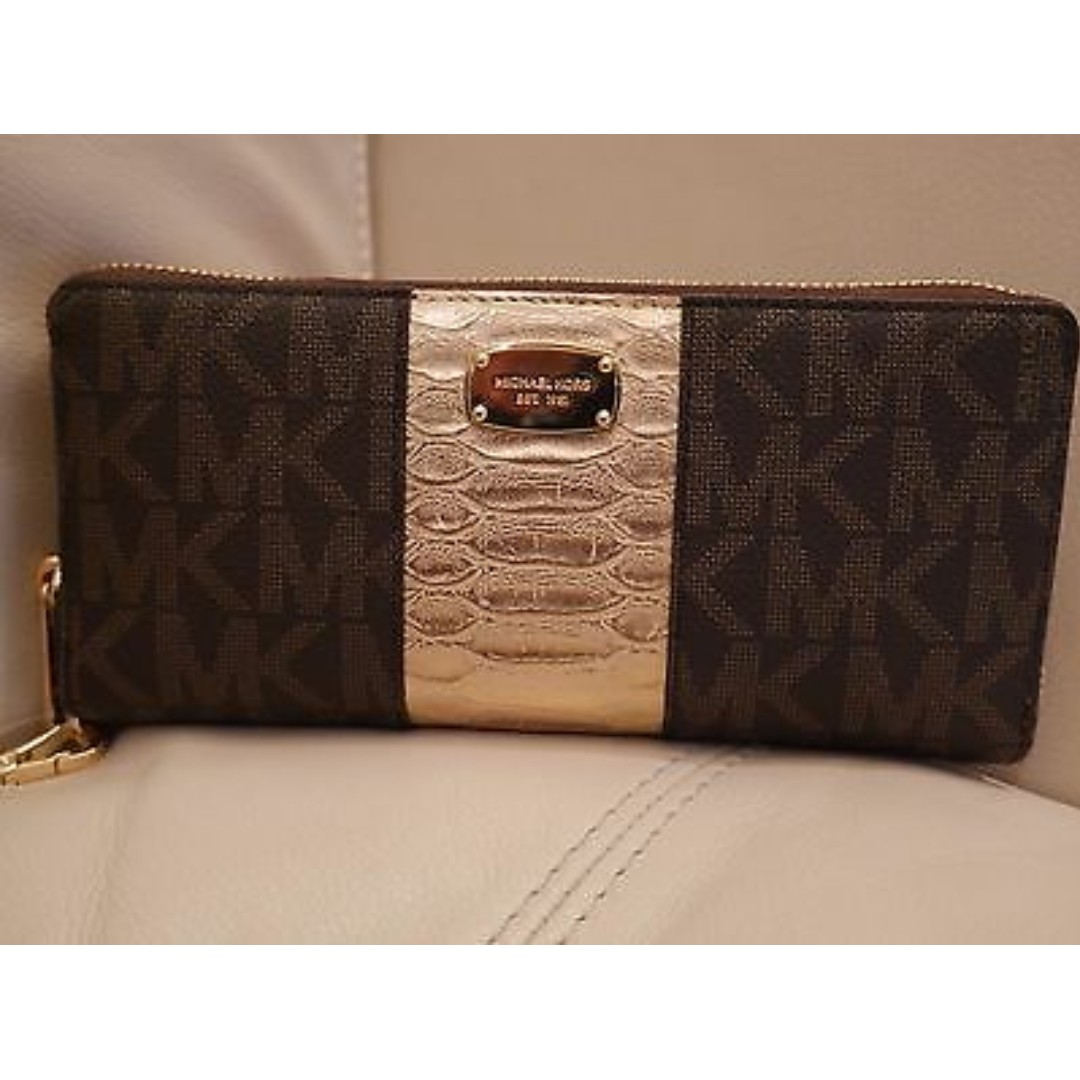 michael kors center stripe wallet