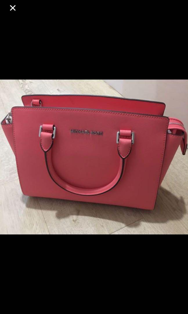 MICHAEL Michael Kors Selma Medium Satchel - Coral in Pink