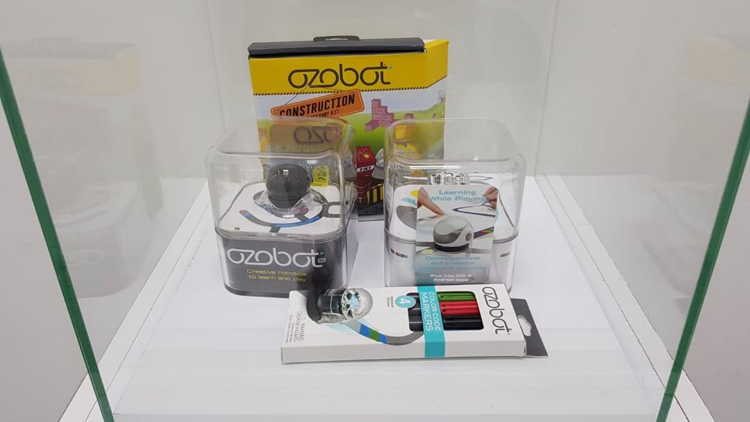 Ozobot "lets roll" (Category: Educational & Learning Toys) located in Singapore. Submitted by l2022 (Listing ID 177561821, Image 3). Description: OZOBOTS Award winning robotics toys to bring STEM education and learning thru fun and play.