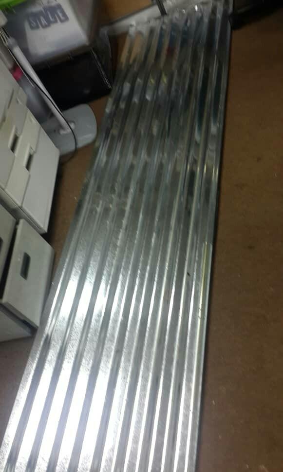 Urgent Sell Zink 12 Ft Home Furniture Others On Carousell