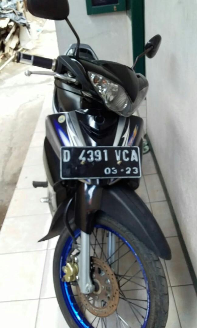 Yamaha jupiter Z Burhan 2008 warna hitam abu, Motor di Carousell
