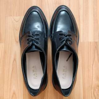 Zara Trafaluc loafers size 39