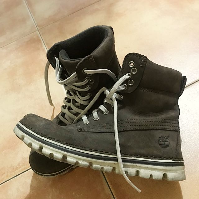 timberland earth boots