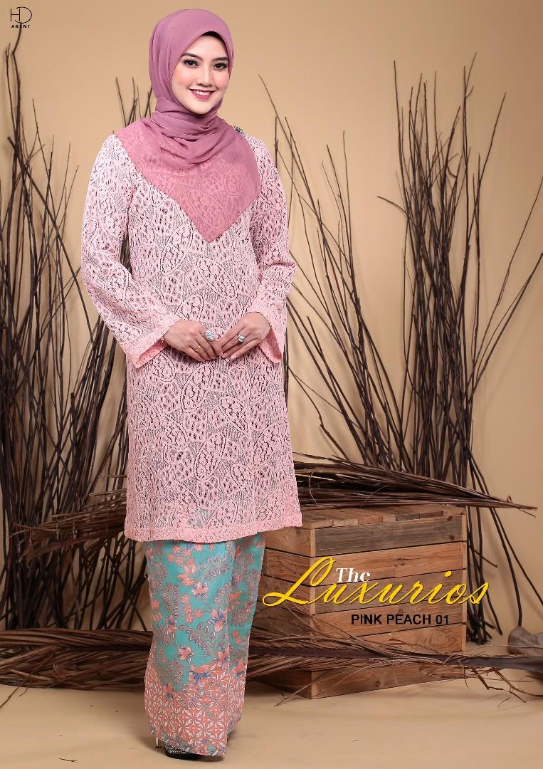 Baju Kurung Pahang Lace Women S Fashion Muslimah Fashion Baju Kurung Sets On Carousell
