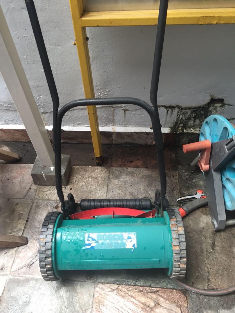 Bosch Manual Lawn Mower Gardening Gardening Tools Ornaments On
