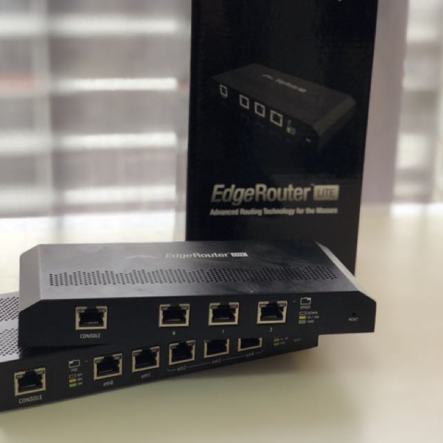 Edgerouter Lite 3 (Enterprise 1 Gbps Secure Router / Firewall
