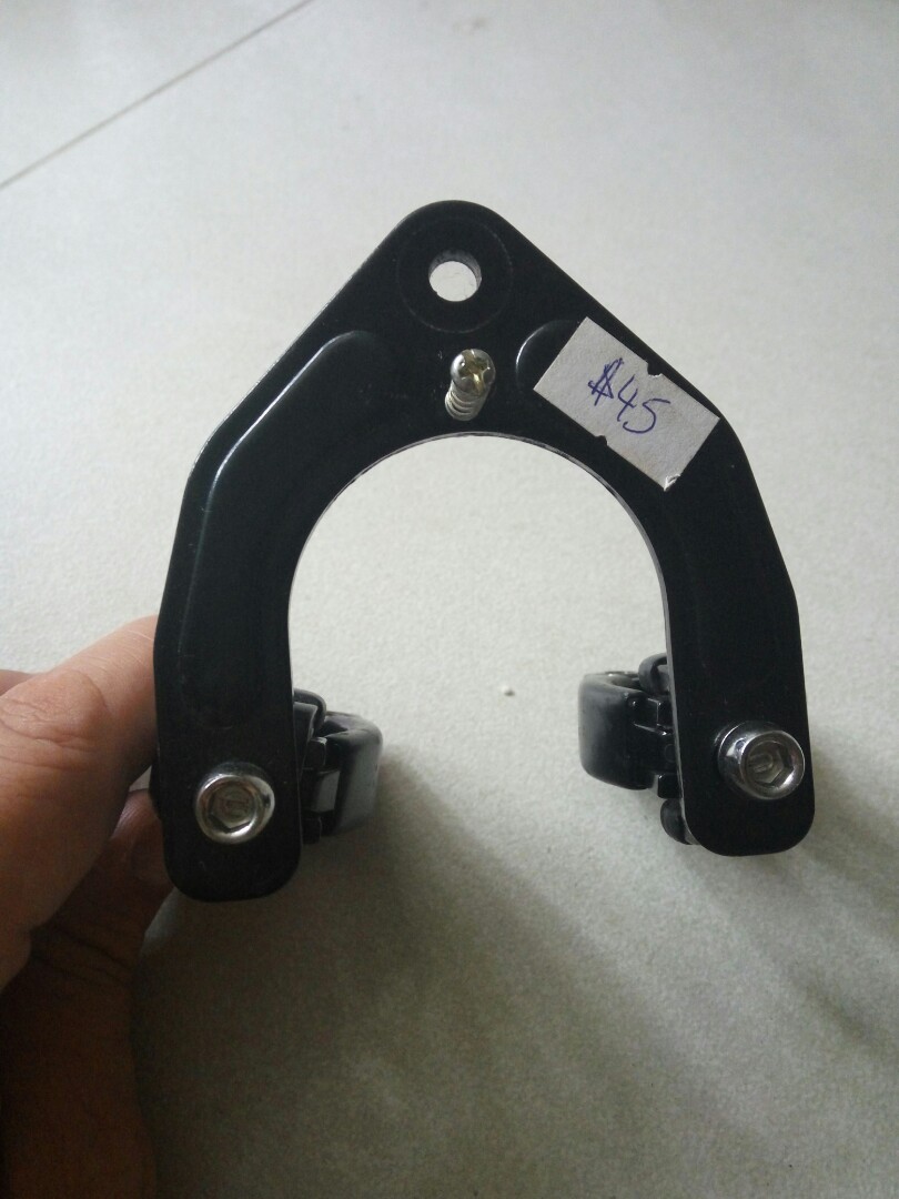Front caliper brake adapter for track kierin fork Sports