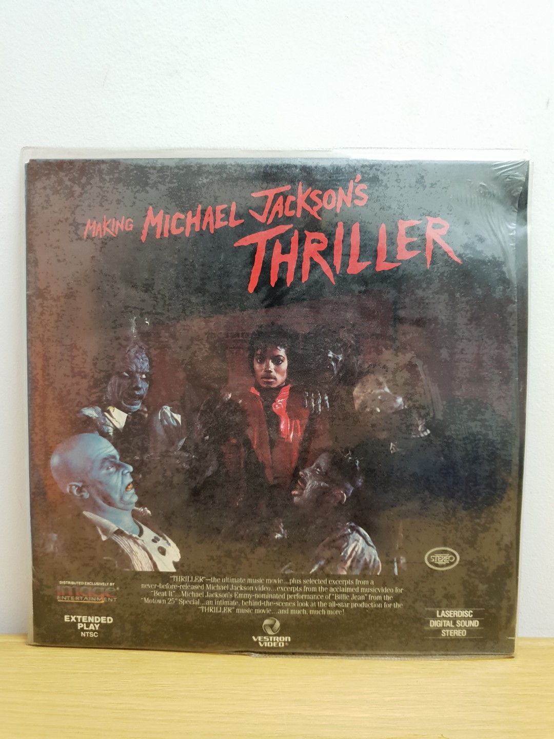 Laser Disc Michael Jackson Thriller, Hobbies & Toys, Music & Media