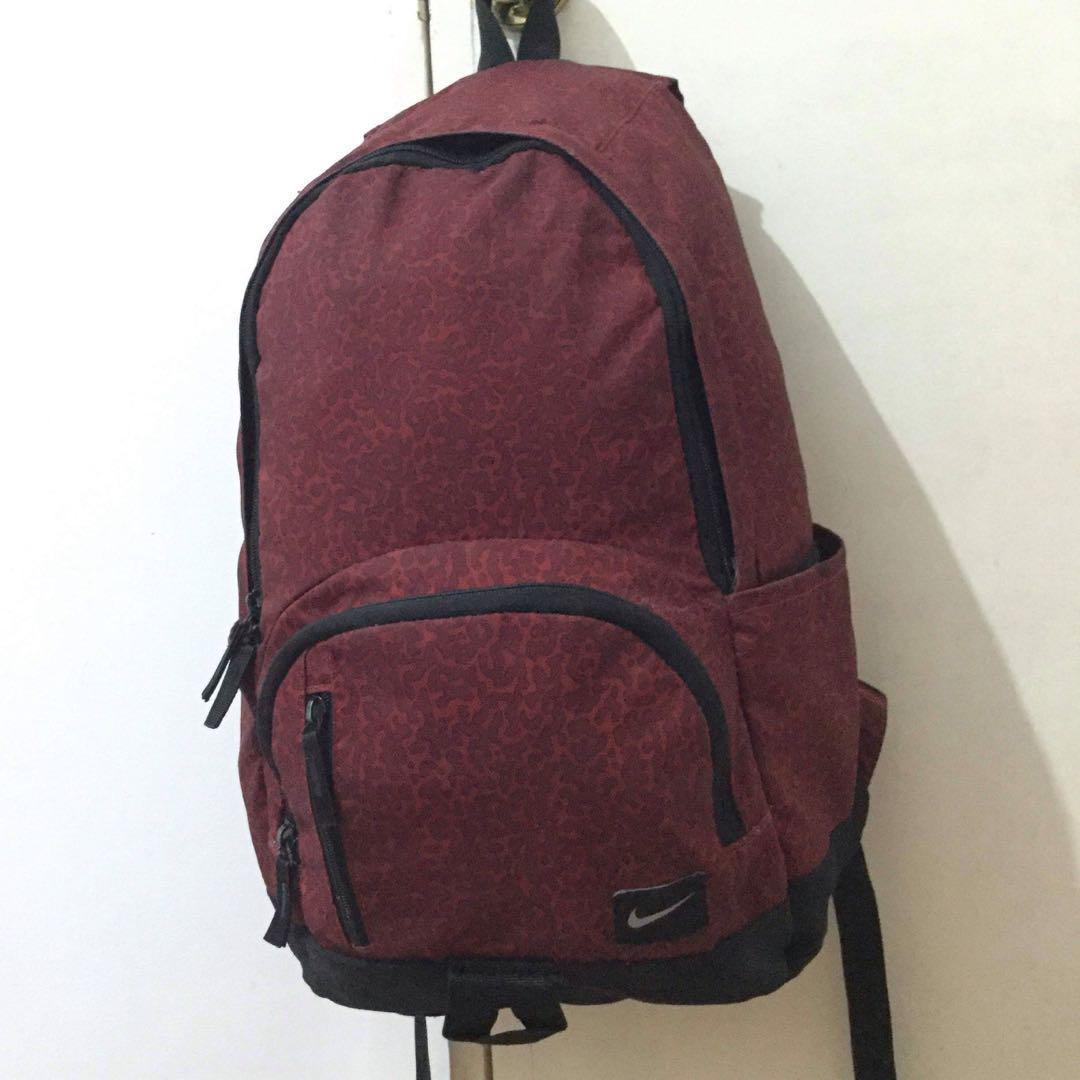 nike burgundy backpack
