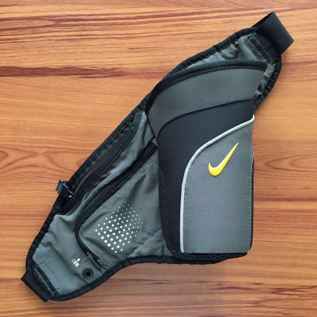 nike fanny pack with water bottle